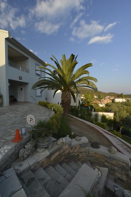 Aigli Apartments Nea Anchialos Exterior photo